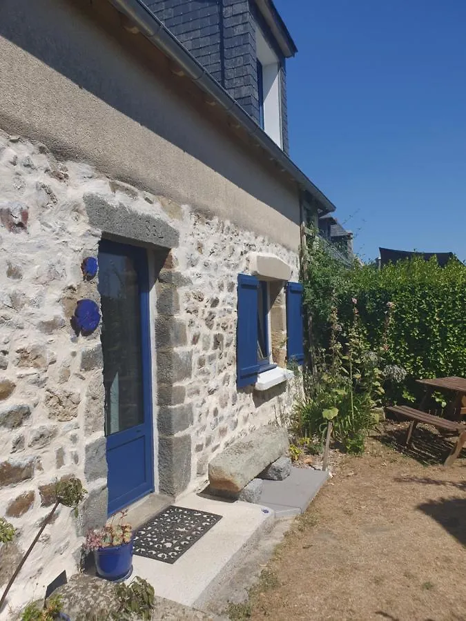 Maison Typique Bretonne A 5 Min De La Plage A Pied Crozon
